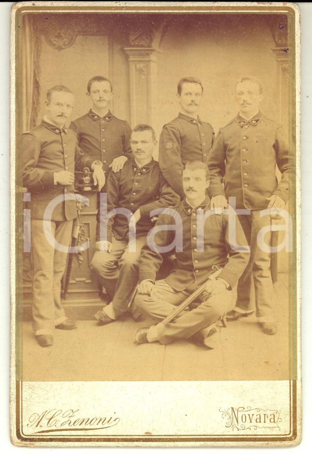 Fotografia d epoca originale 1890 ca NOVARA Ufficiali 59Â° reggimento fanteria  Musicisti  Foto ZENONI 1