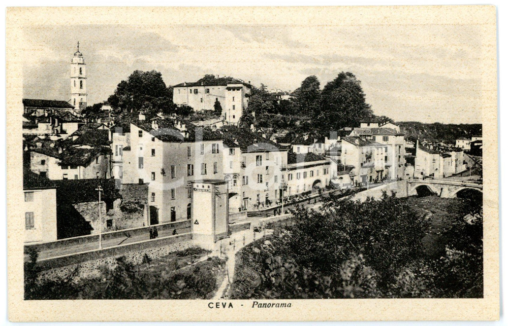 Cartolina originale da collezione 1942 CEVA CN Veduta panoramica con caseggiato Cartolina ANIMATA  FP NV 1