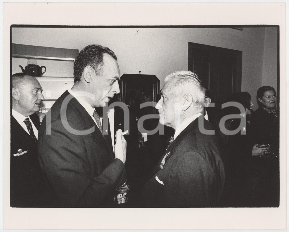 Fotografia d epoca originale 1985 ca COSTUME  ITALIA  Amedeo di SAVOIAAOSTA Foto 25x20 cm 1