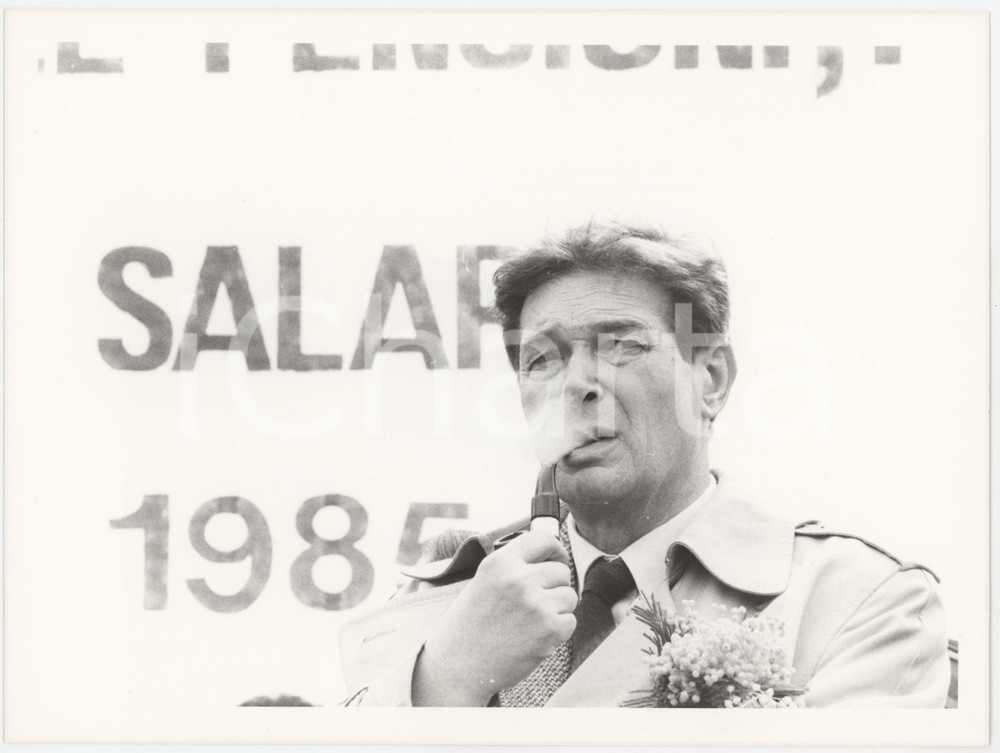 Fotografia d epoca originale 1985 MILANO  PSI Luciano LAMA durante comizio  Foto 17x24 cm 10 1