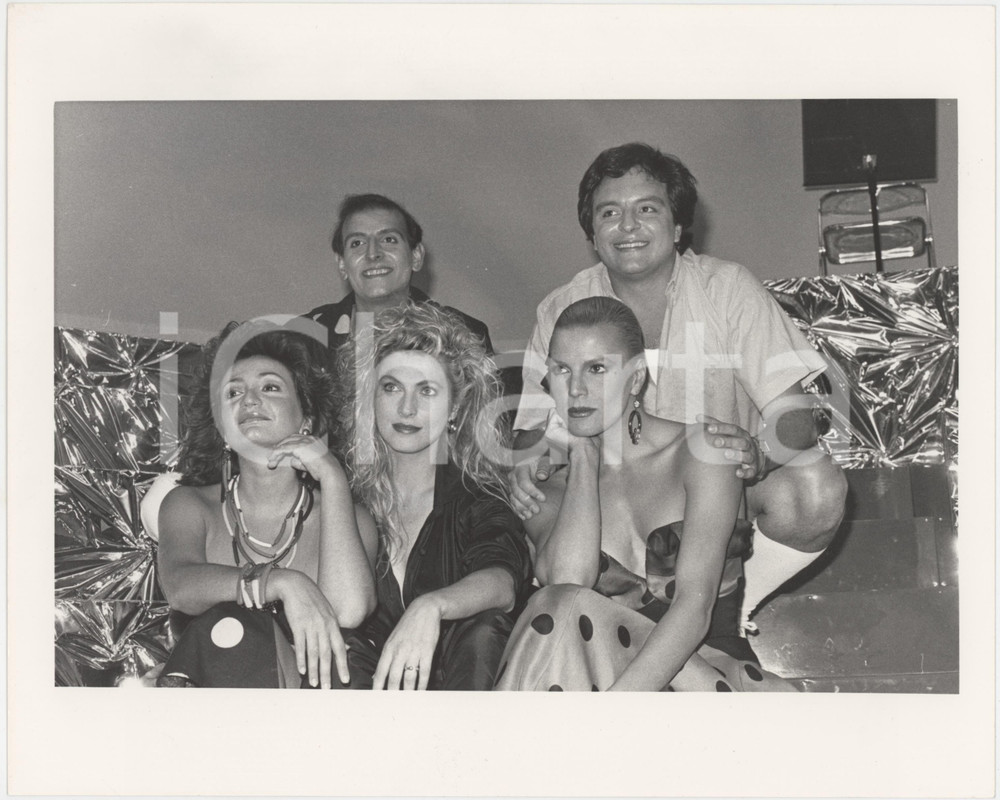 Fotografia d epoca originale 1987 RAI DUE BELLA D ESTATE Ramona DELL ABATE Patrizia CASELLI Trio LA TRAPPOLA 1