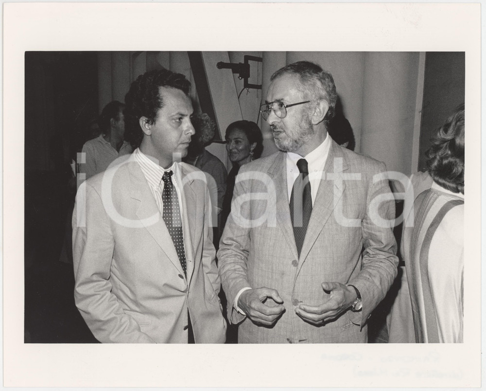 Fotografia d epoca originale 1990 ca RAI MILANO Il direttore Raimondo CORONA Foto 25x20 cm 1