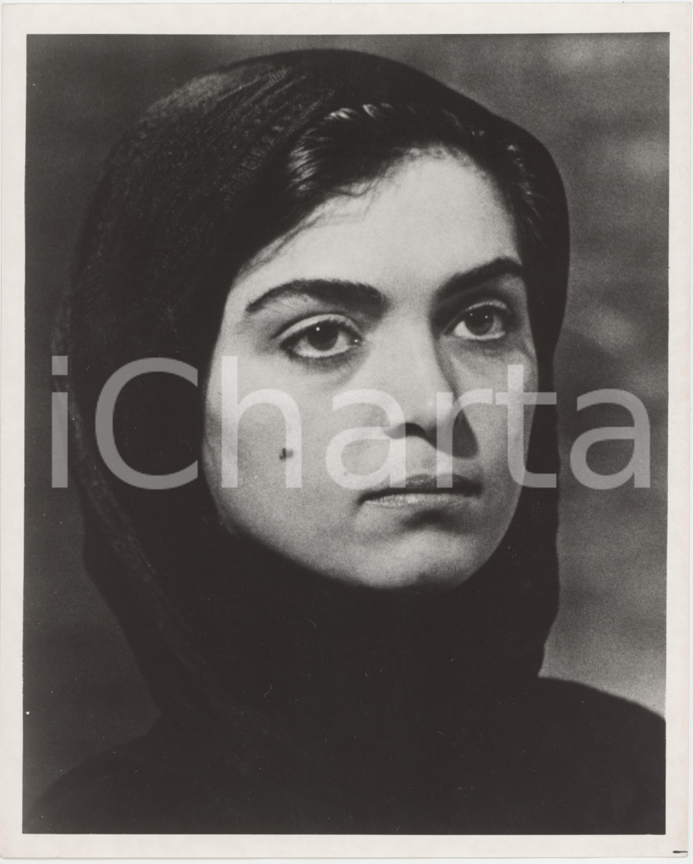 Fotografia d epoca originale 1988 CINEMA The suitors  Pouran ESRAFILY Movie by Ghasem EBRAHIMIAN Photo 1