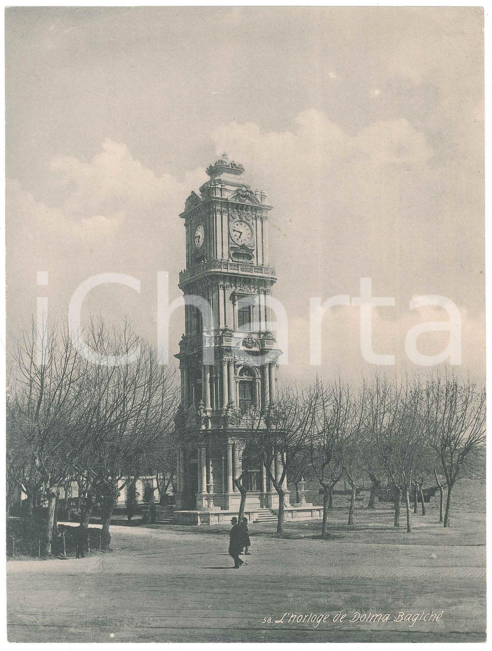 Fotografia d epoca originale 1910 ca ETHNIC TYPES ISTANBUL TURKEY Horloge de Dolma BagtchÃ© Foto seriale 1