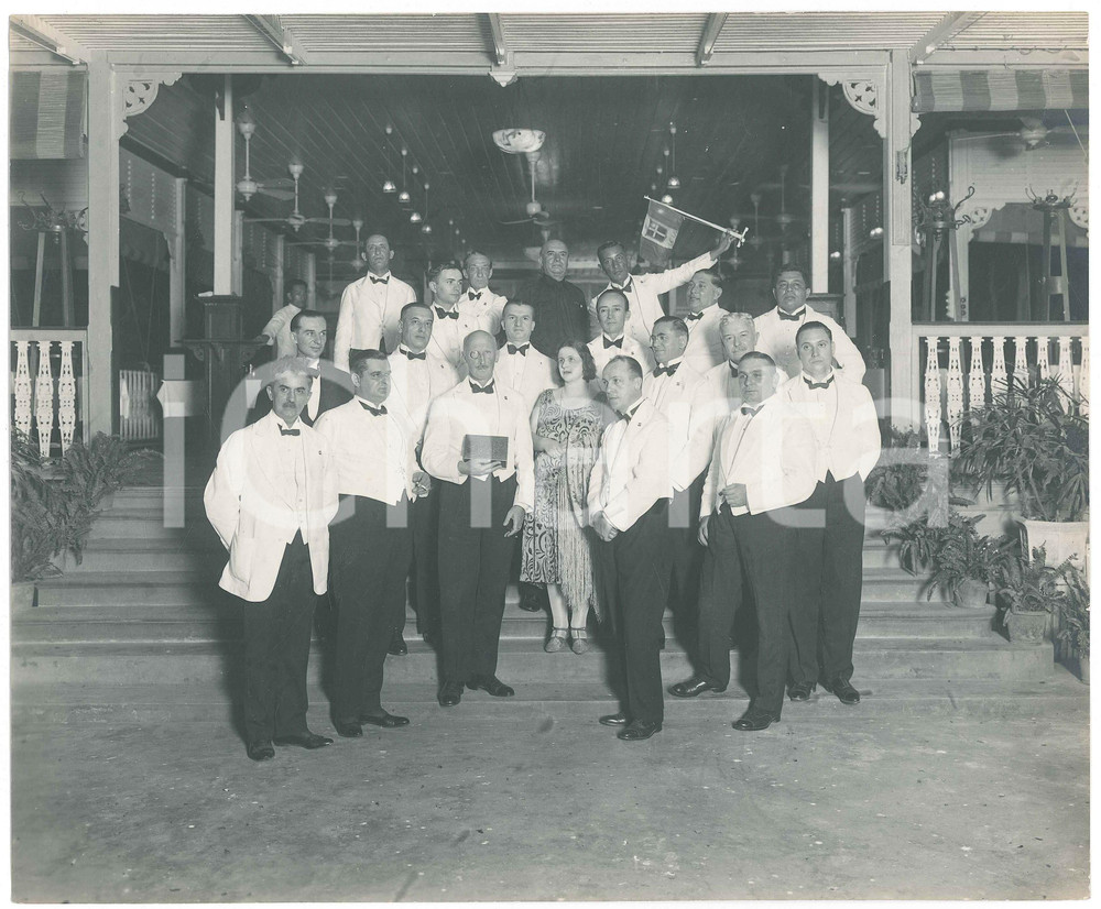 Fotografia d epoca originale 1920 ca BANGKOK  Impresa italiana a un ricevimento Foto RARA 28x23 cm 2 1