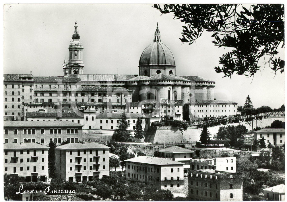 Cartolina originale da collezione 1950 ca LORETO AN Panorama e Basilica della Santa Casa  Cartolina FG VG 1
