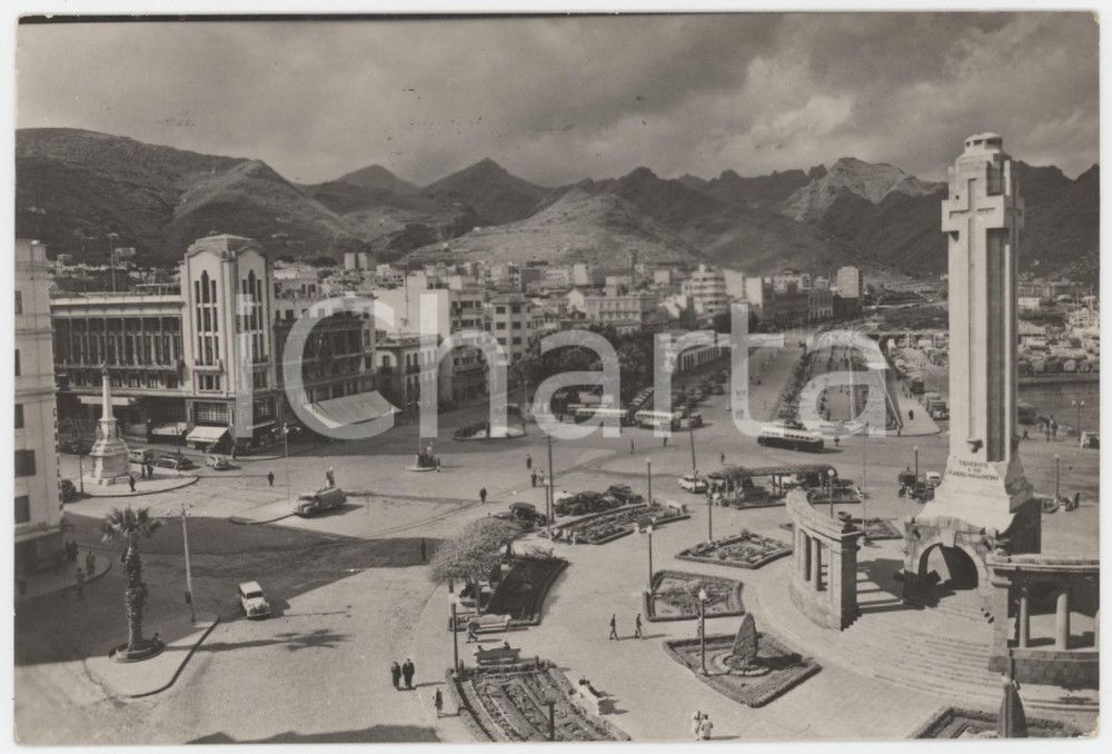 1950 ca SANTA CRUZ DE TENERIFE - Paseo de San Miguel - Cartolina ANIMATA FG VG Cartolina d'epoca viaggiata ma con affrancatura rimossa.  FAIR/discreto Piegatura all'angolo superiore sinistro Formato: 15x10 cm originale e autentica 1