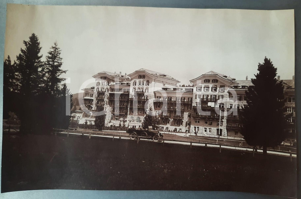 Fotografia d epoca originale 1925 ca ALTO ADIGE Grand Hotel CAREZZA  Veduta con automobile  Foto 46x30 cm 1