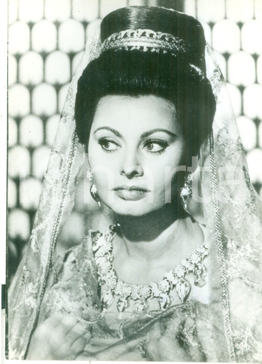 Fotografia d epoca originale 1963 MADRID Sophia LOREN sul set del film LA CADUTA DELL IMPERO ROMANO  Foto 1