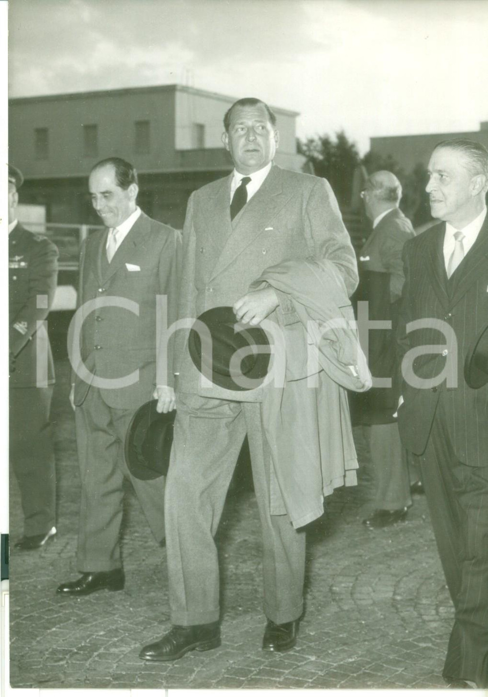 Fotografia d epoca originale 1958 ROMA Arrivo del principe Juan di BORBONE con delegazione spagnola Foto 1