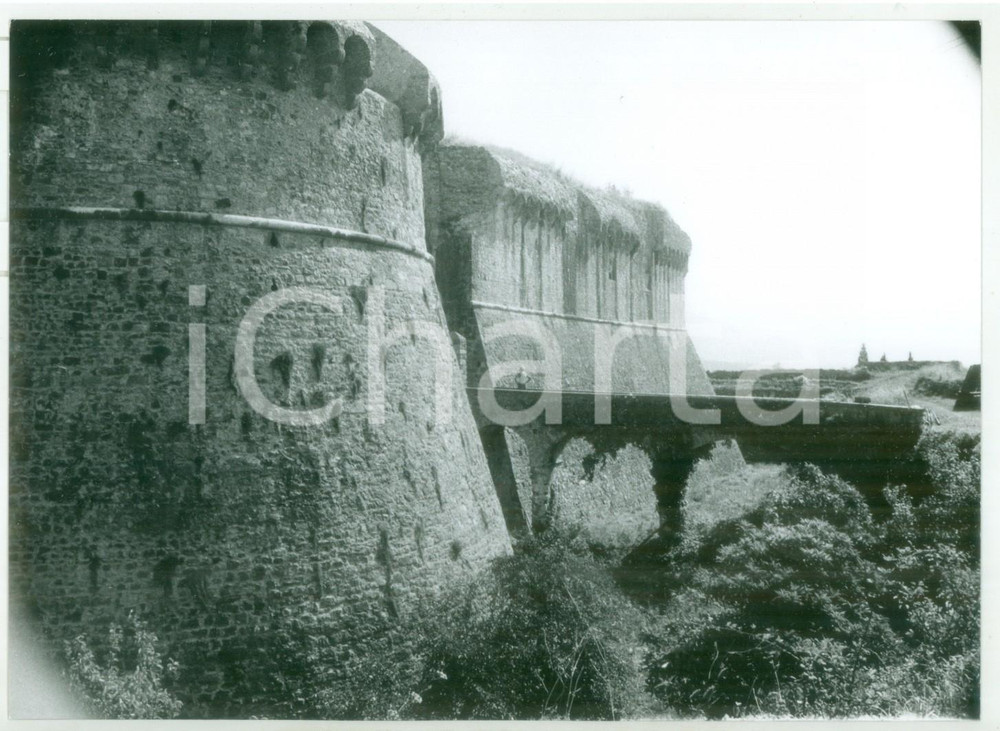 Fotografia d epoca originale 1981 SARZANA Veduta torrione della FORTEZZA DI SARZANELLO Fotografia VINTAGE 1