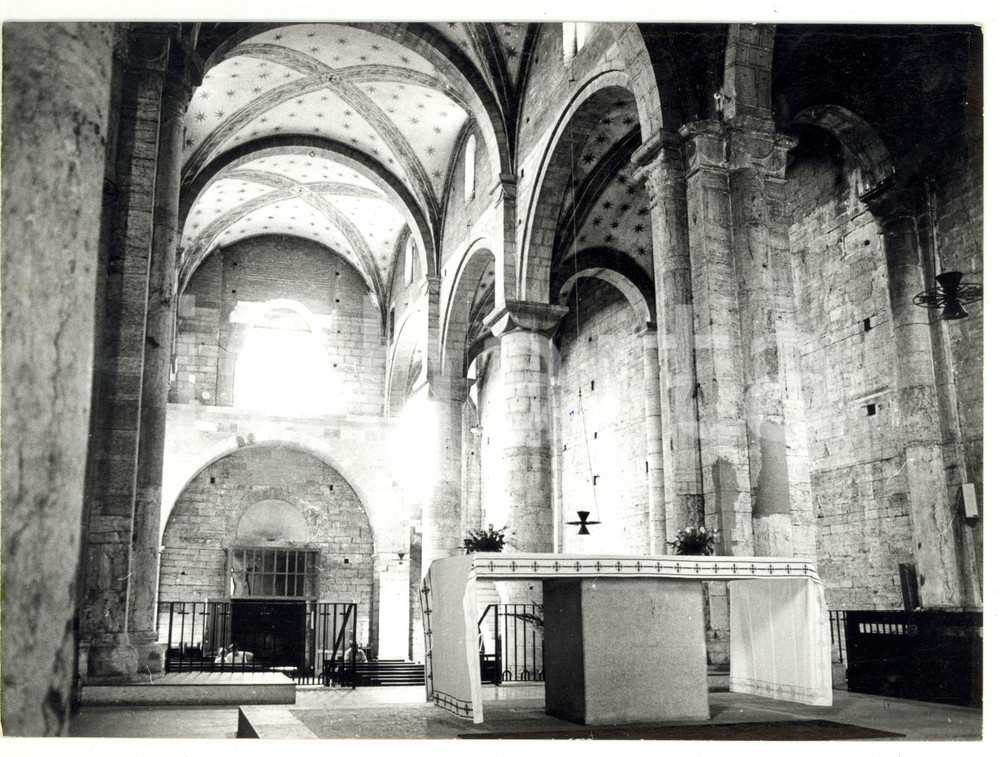 1973 TRENTO Abbazia di San Lorenzo - Veduta della navata *Foto VINTAGE 18x13