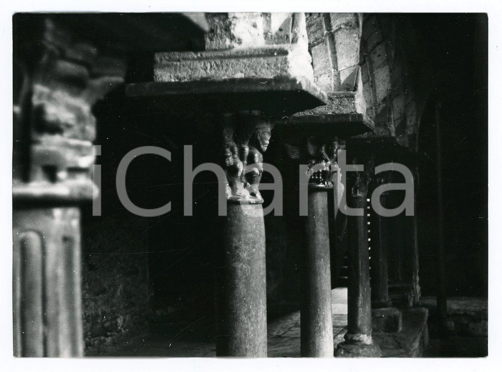 Fotografia d epoca originale 1976 AOSTA Chiostro romanico della Chiesa di Sant Orso  Foto 17x13 cm 1 1