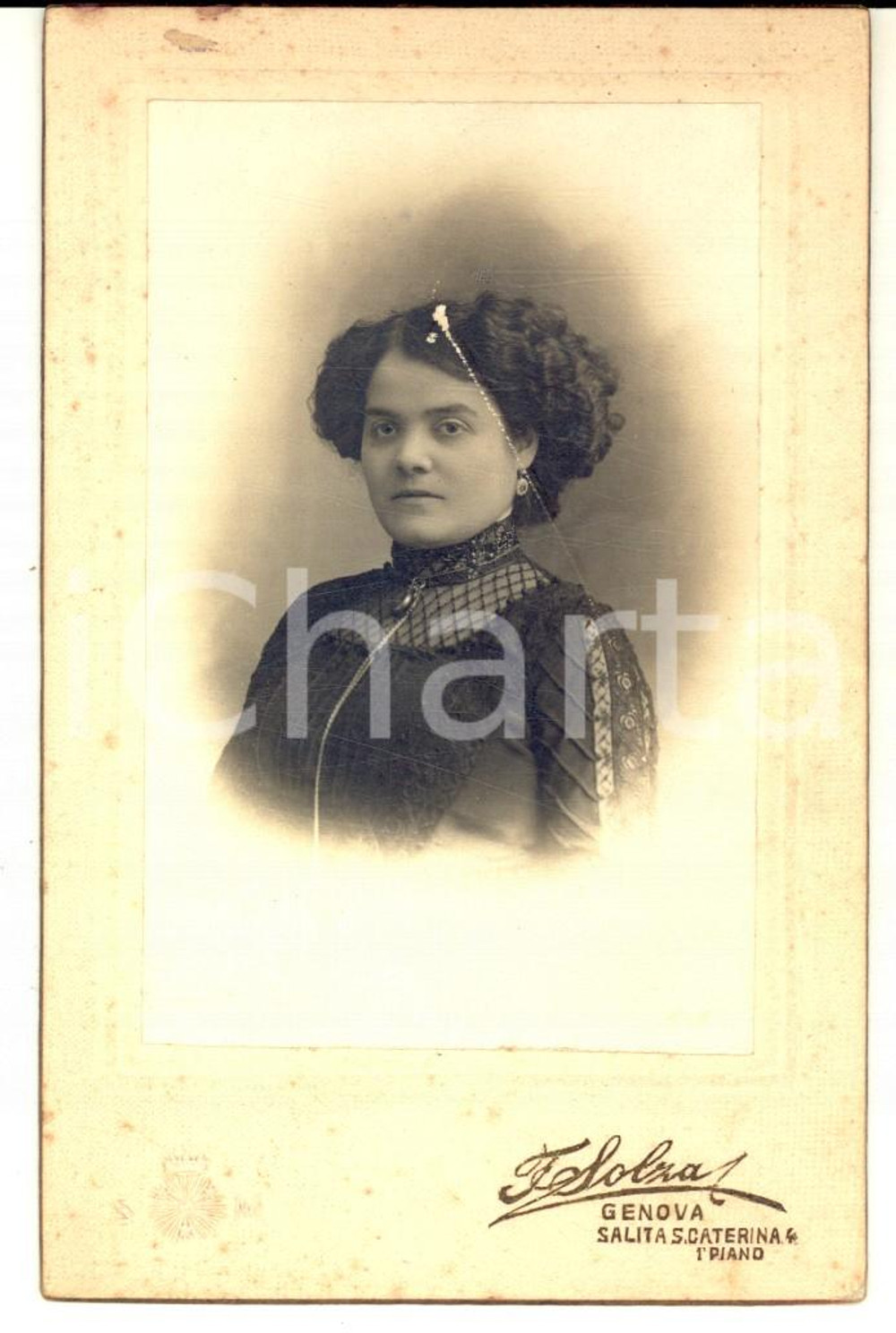 Fotografia d epoca originale 1910 GENOVA Ritratto di donna in abito scuro Fotografia SOLZA con dedica 1