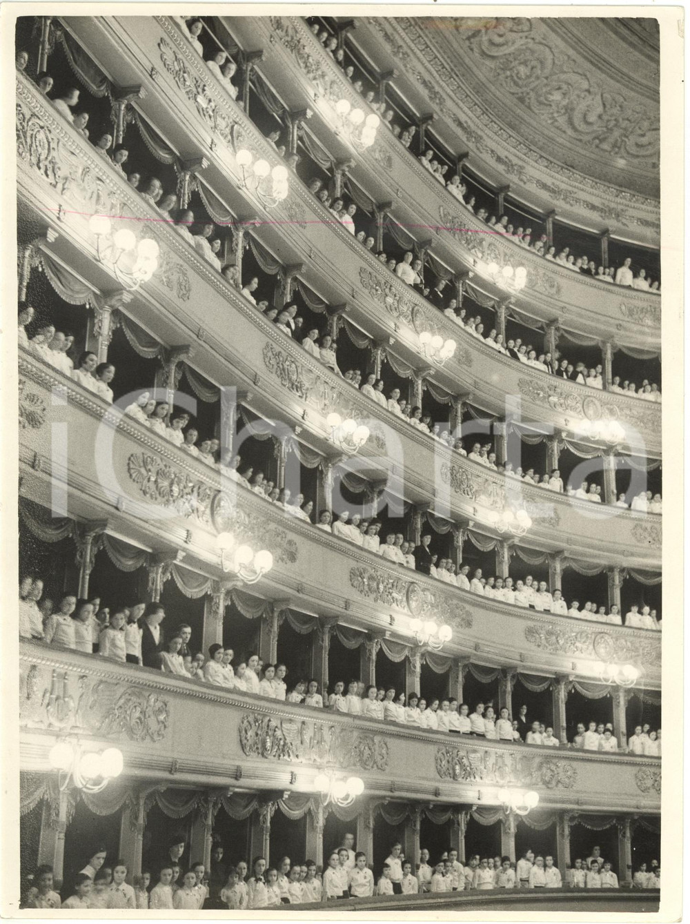 Fotografia d epoca originale 1937 MILANO ONB Teatro alla Scala  Balilla ascoltano inni alla patria  Foto 1