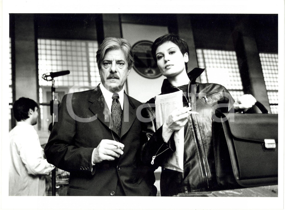 Fotografia d epoca originale 1997 RAI DUE Fiction Nessuno escluso  Giancarlo GIANNINI e Antonella FATTORI 1