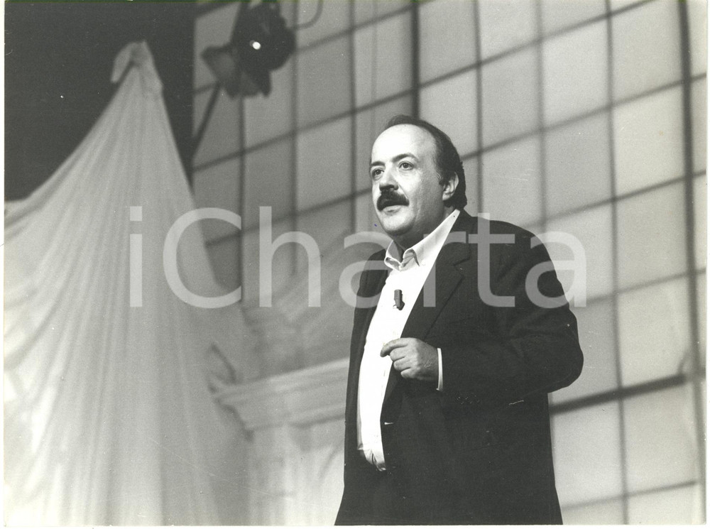 Fotografia d epoca originale 1985 ca ROMA Teatro Parioli  Maurizio COSTANZO al Maurizio Costanzo Show Foto 1