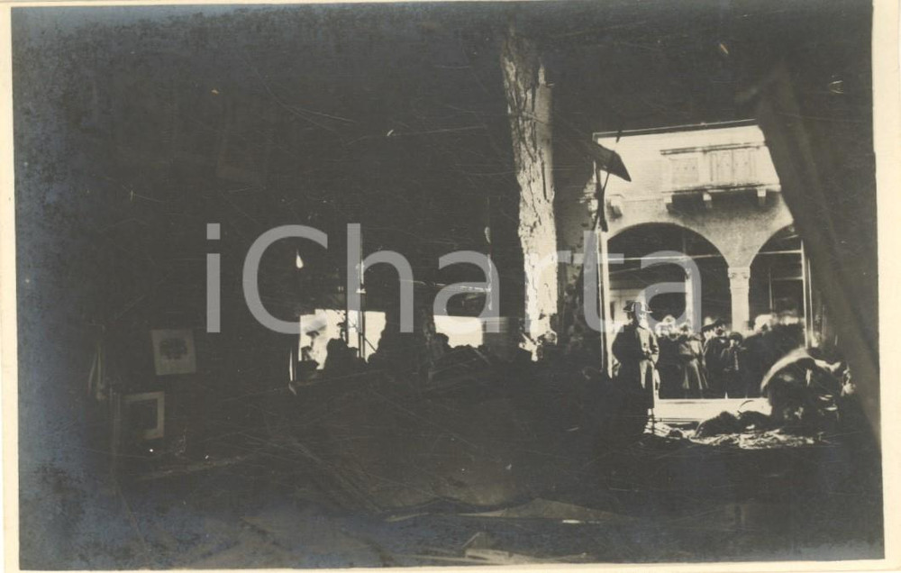 Fotografia d epoca originale 1918 WW1 PADOVA Bombardamenti austriaci  Via Roma  Casa Fiorentini  Foto 1