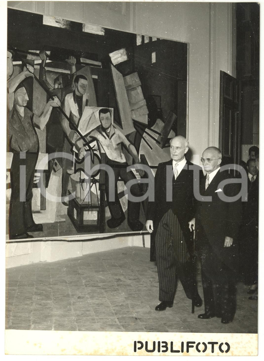 1954 ROMA Villa Medici - Luigi EINAUDI visita la mostra d'arte francese *Foto
