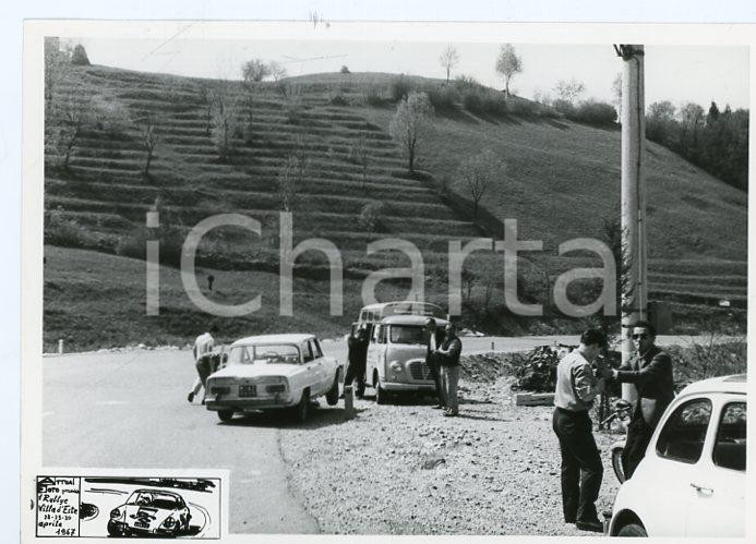 Fotografia d epoca originale 1967 COMO 1Â° Rally Villa d Este JOLLY CLUB Lancia Fulvia e furgone ALFA ROMEO 1