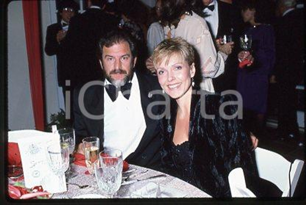Actress Susan BLAKELY with her friend - CINEMA 1986 ca * 35 mm vintage slide 1