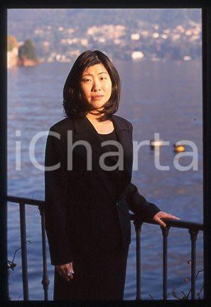 Banana YOSHIMOTO - LAGO DI COMO Scrittrice Ritratto 1993ca *35mm vintage slide 5