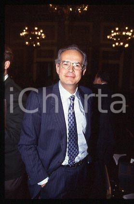 Guglielmo FERRO - BANCO AMBROSIANO VENETO Ritratto 1990ca *35mm vintage slide 18