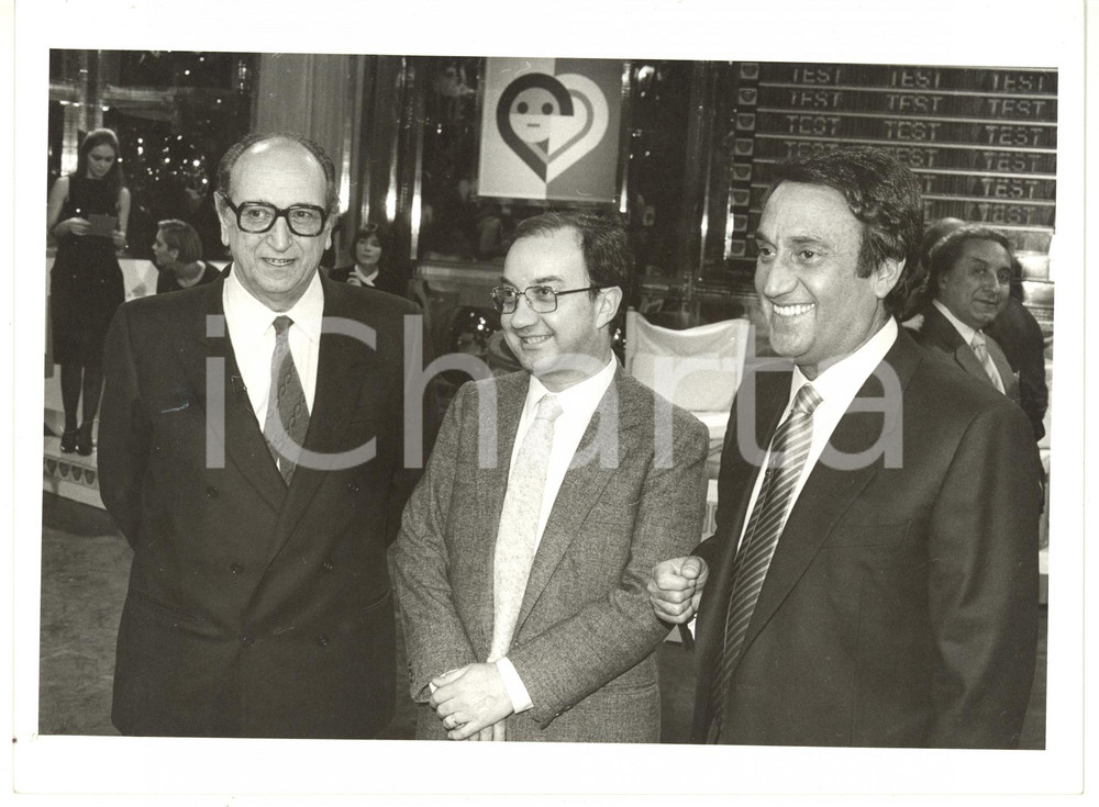 1990 ca MILANO TV Emilio FEDE - Carlo TOGNOLI - Guglielmo ZUCCONI *Foto 24x18