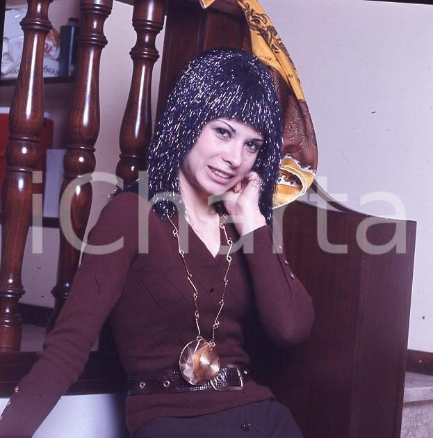6X6cm NEGATIVO ORIGINALE * 1970ca ROSANNA FRATELLO  con parrucca (5)