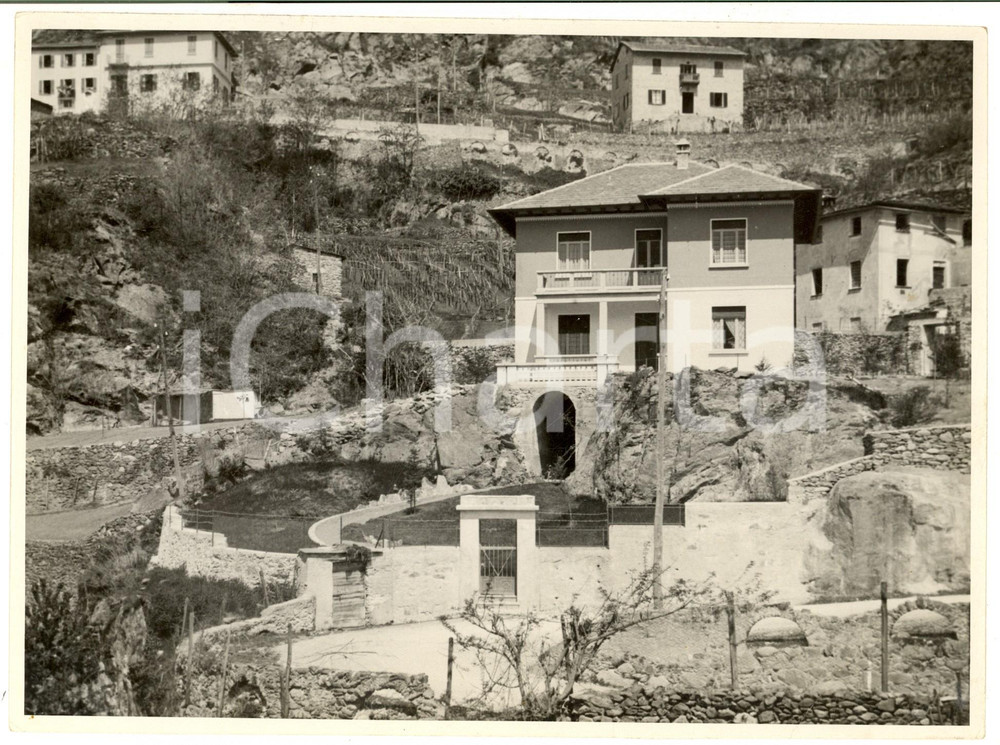1950 ca LAGO DI COMO Veduta di località collinare - Foto VINTAGE 24x18