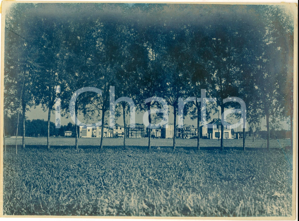 1930 ca BORGOLOMBARDO Veduta panoramica con villette in costruzione - Foto Fotografia d'epoca. CONDIZIONI: G  FORMATO:  24x18 cmFOTOGRAFO: Gerardo Colombi - Milano   originale e autentica 1