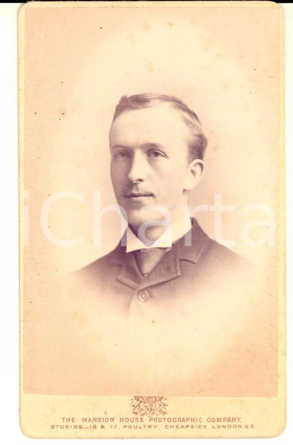 1880 ca LONDON Portrait of Alexander PARKES jr *Photo MANSION HOUSE CDV Fotografia d'epoca, su cartoncino rigido.  CONDIZIONI: G FOTOGRAFO: The Mansion House Photographic Company - 16&amp; 17, Poultry, Cheapside, LondonE' severamente vietata la riproduzione. Tutti i diritti sono riservati.     originale e autentica 1