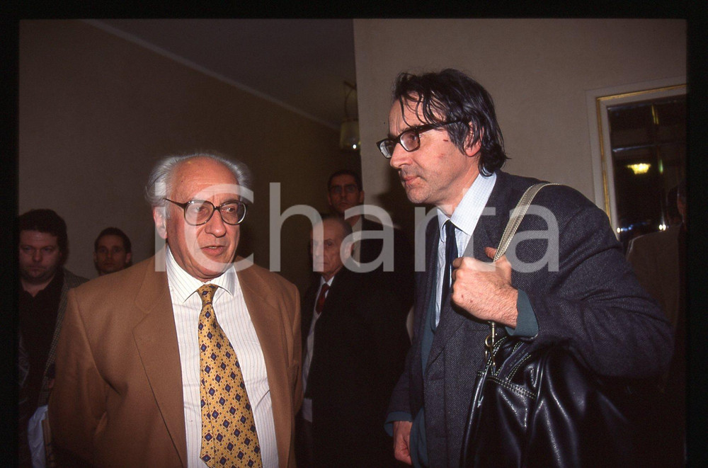 35mm vintage slide* 1985 ca ITALIA Giulio GIORELLO Armando PLEBE Ritratto (1)