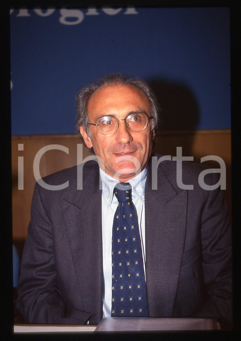 35mm vintage slide* 1996 MILANO Giovanni VALENTINI durante un convegno (3)