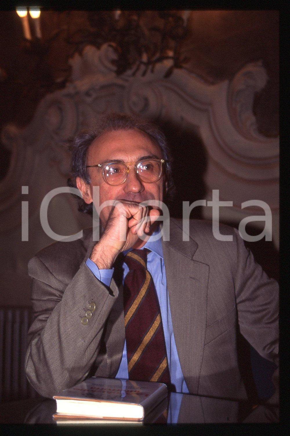 35mm vintage slide* 1995 ca ITALIA Giovanni VALENTINI Ritratto del giornalista 5