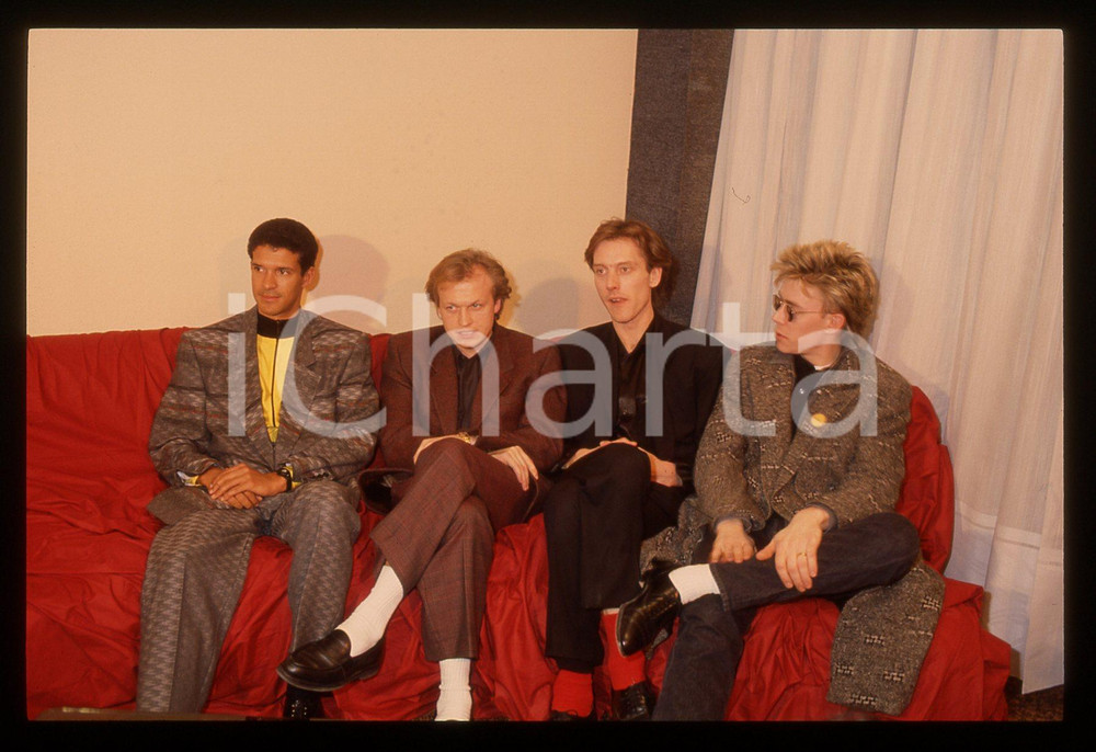 35mm vintage slide* 1987 FESTIVAL DI SANREMO LEVEL 42 Ritratto nel backstage 14