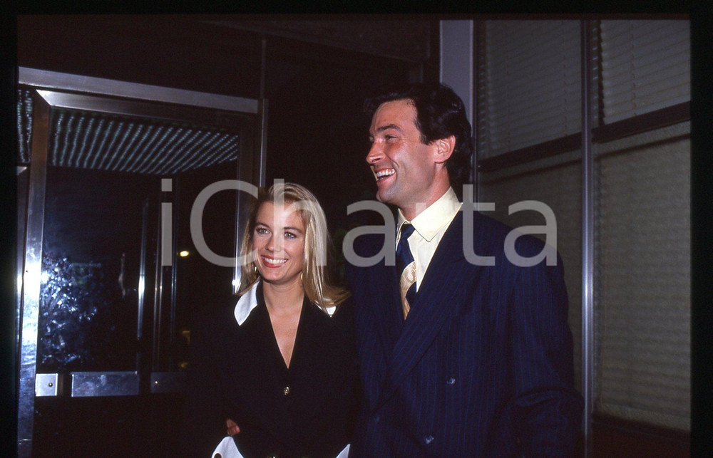 35mm vintage slide* 1990 ca ITALIA Katherine KELLY LANG Daniel McVICAR (2)