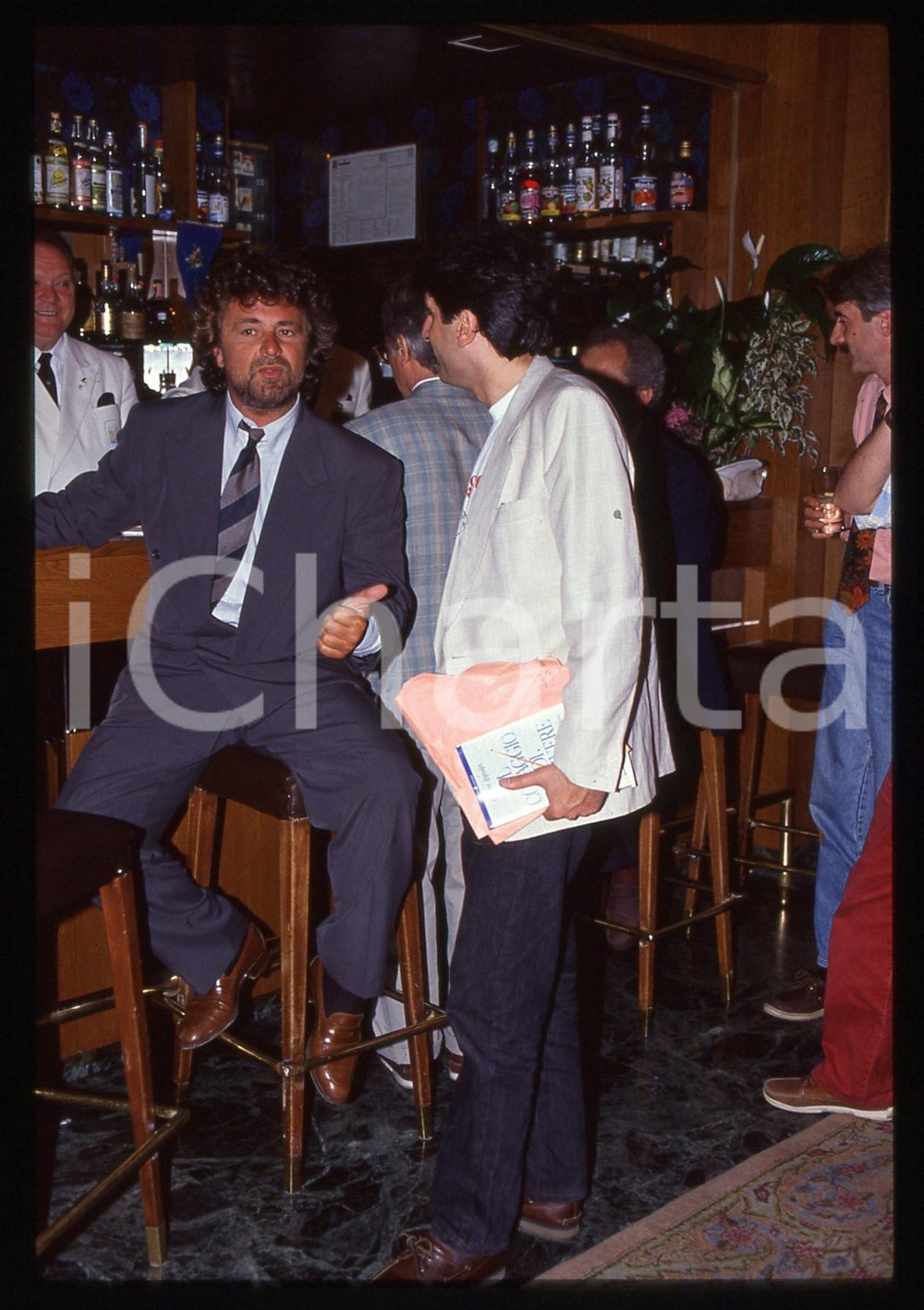 35mm vintage slide* 1992 TELEVISIONE - COSTUME Beppe GRILLO Gianni IPPOLITI (2)