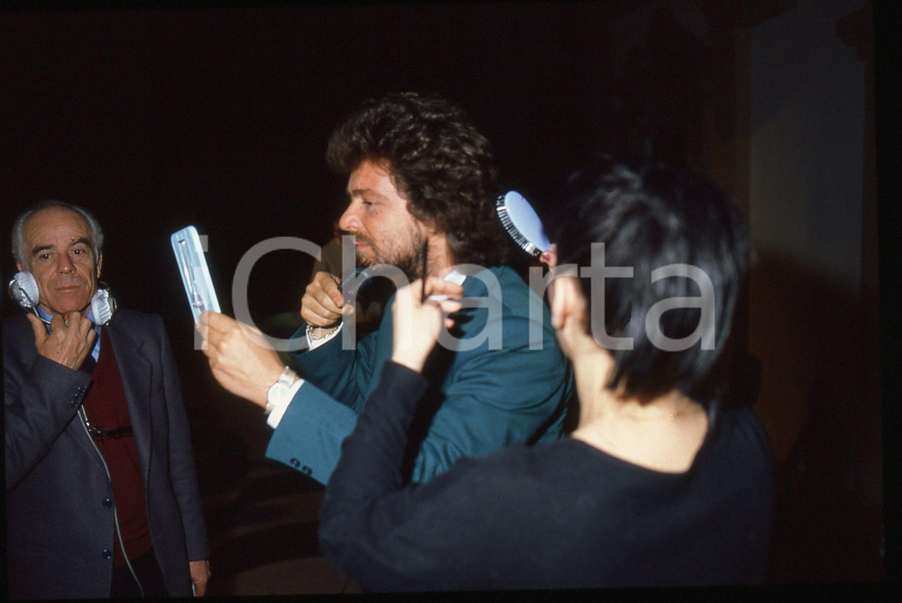 35mm vintage slide* 1984 "Te lo do io il Brasile" Beppe GRILLO backstage (4)