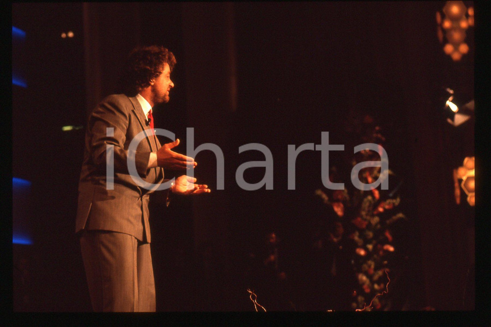 35mm vintage slide* 1989 FESTIVAL DI SANREMO Beppe GRILLO in scena RAI UNO (3)