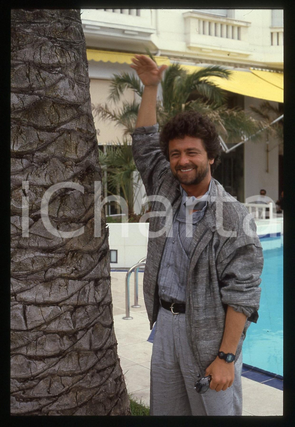35mm vintage slide* 1985 COSTUME Beppe GRILLO ritratto del comico a CANNES (5)