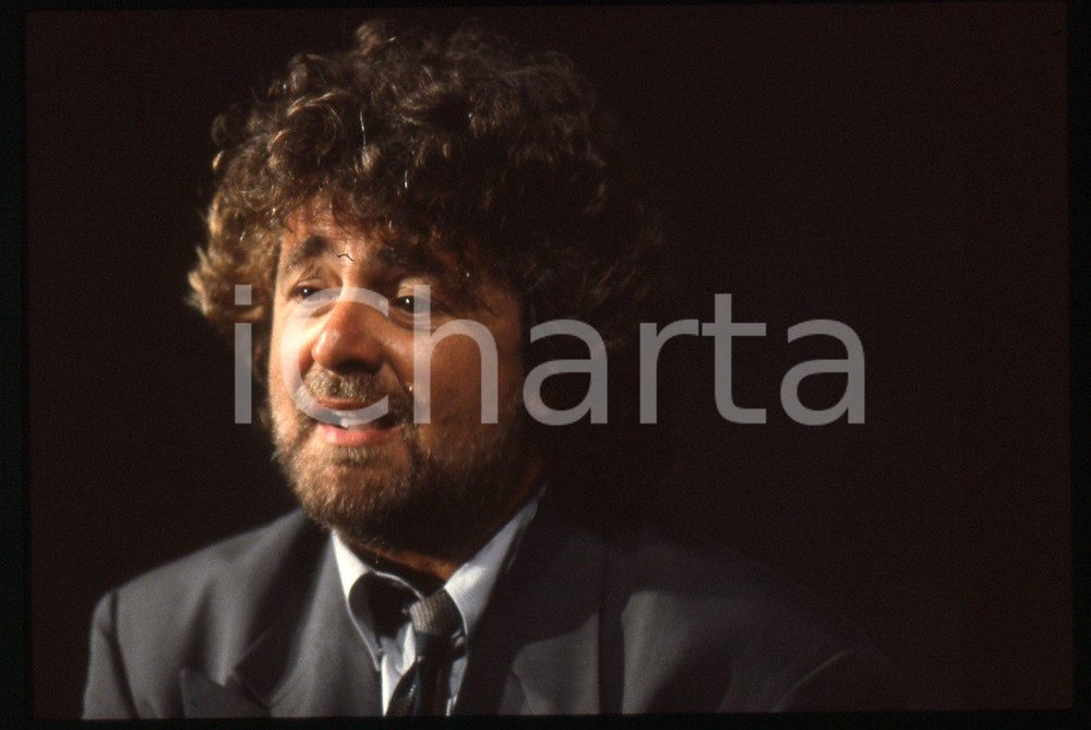 35mm vintage slide* 1992 SATIRA Beppe GRILLO in scena a teatro (22)