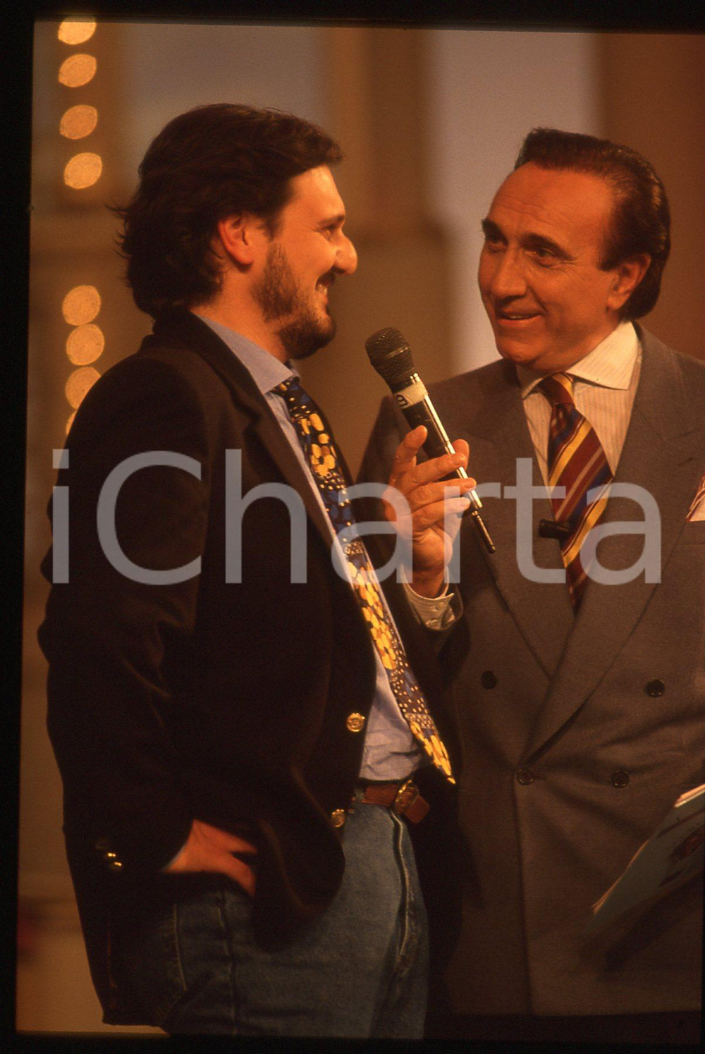 Negativo, diapositiva originale 35mm vintage slide 1993 SANREMO GIOVANI Enrico LISEI Pippo BAUDO sul palco 2 1
