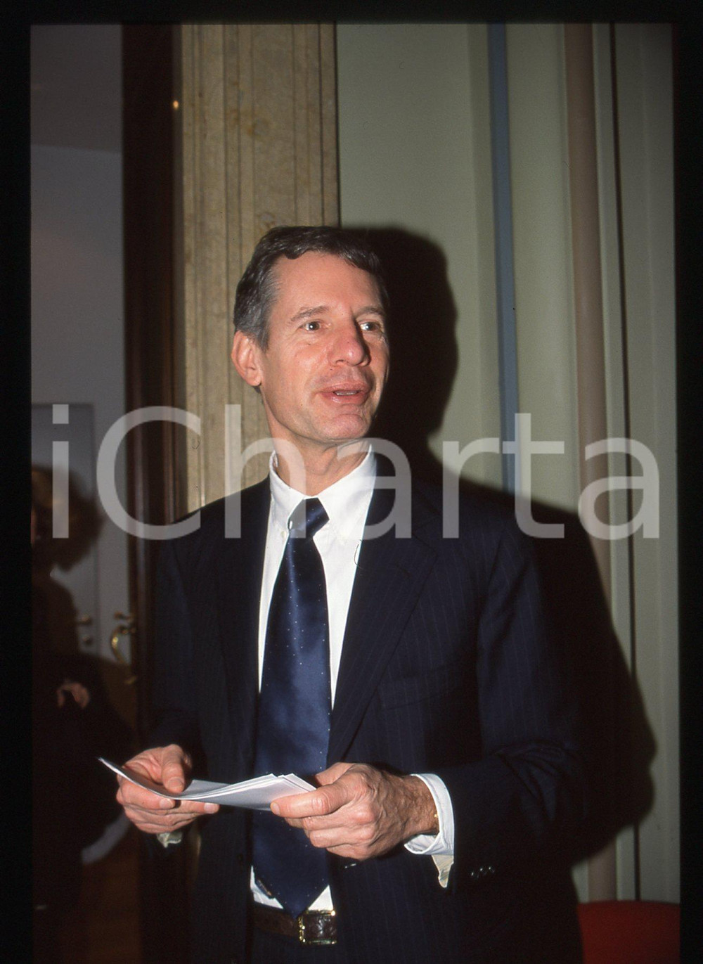 35mm vintage slide* 1995 ca COSTUME - Gamil DE CHADAREVIAN ritratto (1)