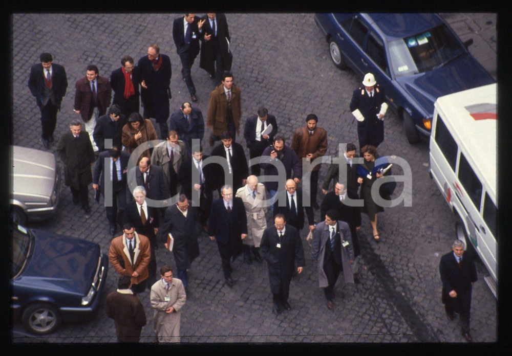 35mm vintage slide* 1990 ca ROMA Visita Helmut KOHL delegazione del cancelliere