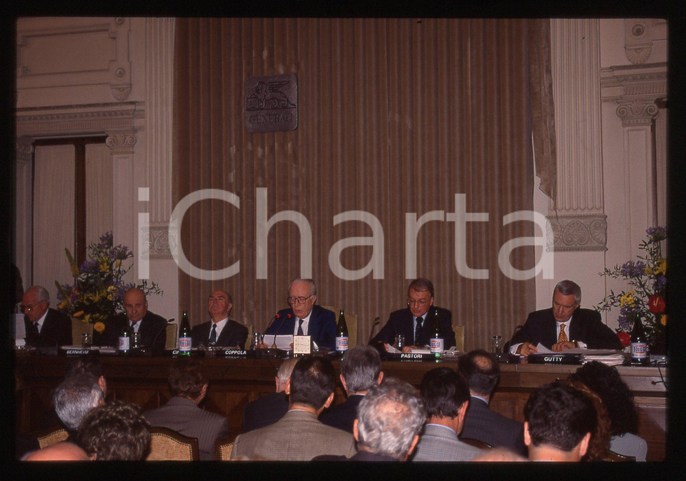 35mm vintage slide* 1995 TRIESTE Eugenio COPPOLA DI CANZANO GENERALI Assemblea 2