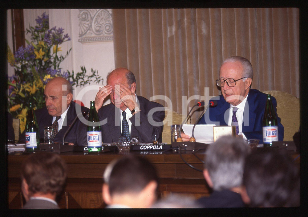 35mm vintage slide* 1995 TRIESTE Eugenio COPPOLA DI CANZANO GENERALI Assemblea 3