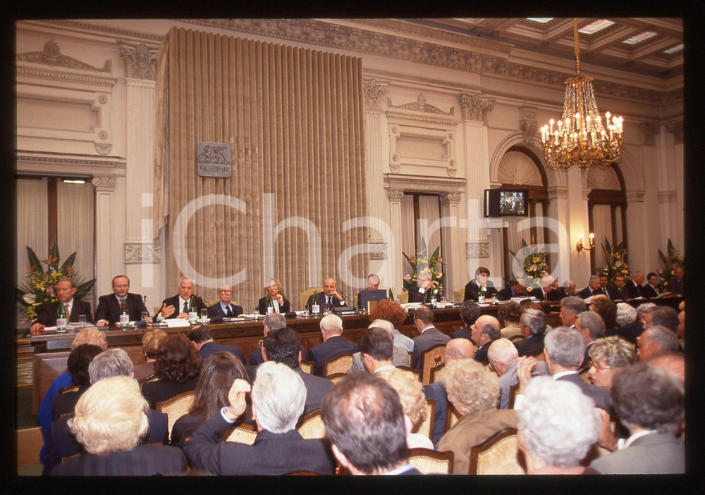 35mm vintage slide* 1995 ca TRIESTE ASSICURAZIONI GENERALI Assemblea azionisti 4