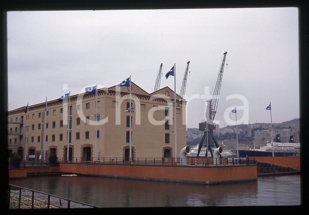 35mm vintage slide* 1994 GENOVA - CREDITO ITALIANO Centro Congressi Assemblea 