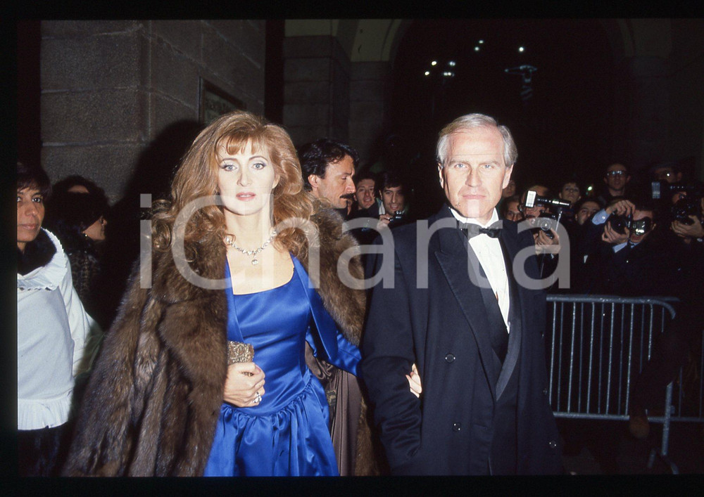 35mm vintage slide* 1985 ca MILANO Nicola e Maria Luisa TRUSSARDI Teatro SCALA 8